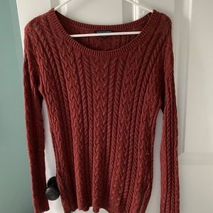Women’s dark red sweater (small)